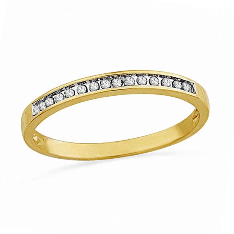 1/10 CT. T.W. Diamond Anniversary Band in 10K Gold