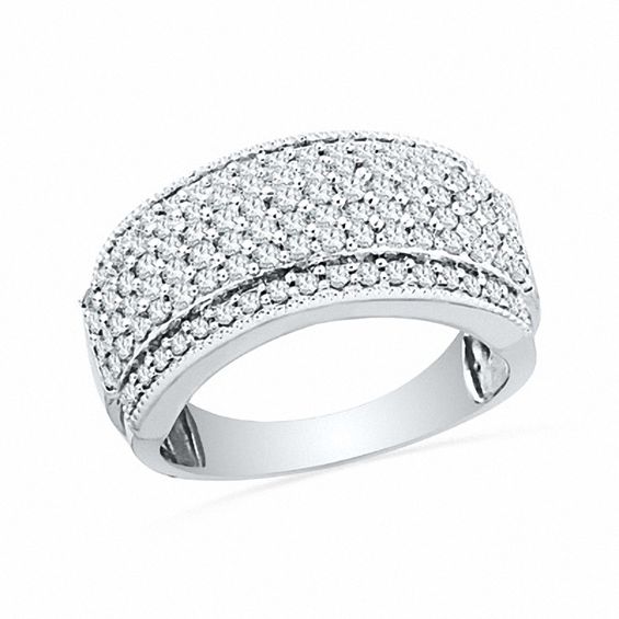 diamond cluster band ring