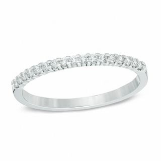 Vera Wang Love Collection 1/4 CT. T.W. Diamond Band in 14K