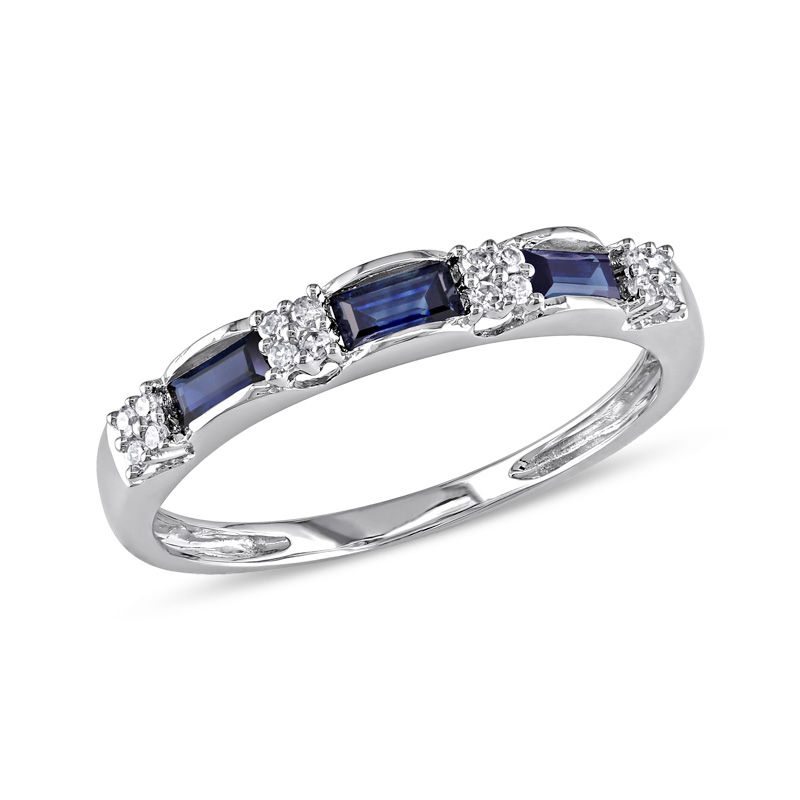 Blue sapphire ring with diamonds in deals 10k white gold