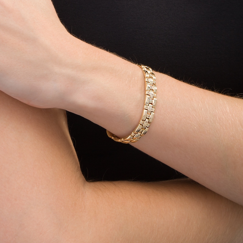 Main Image 2 of Textured Basket Weave Link Bracelet in 14K Gold - 7.25&quot;