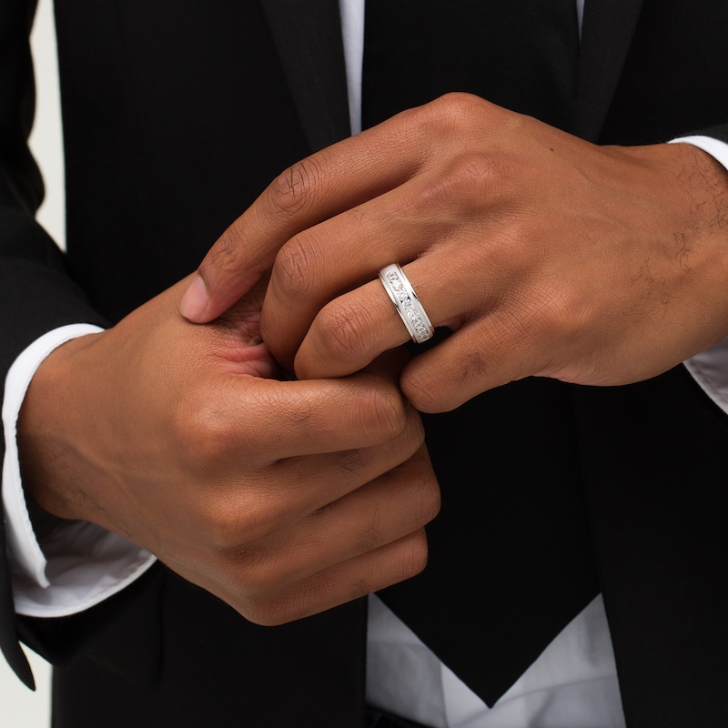 MSX Men's Single Beveled Edge Diamond Wedding Ring