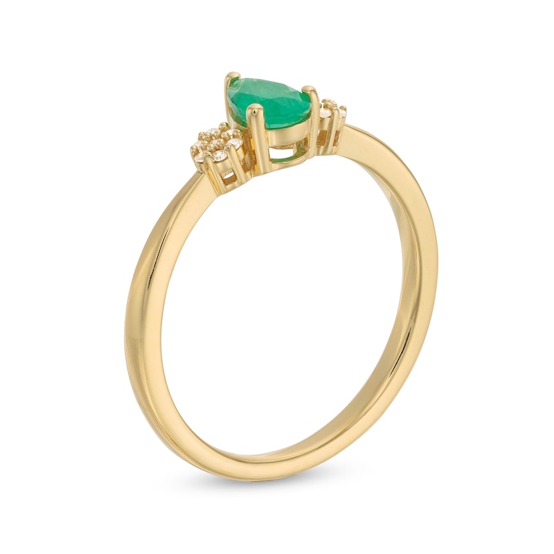 Pear-Shaped Emerald and 1/20 CT. T.W. Diamond Flower Cluster Ring in 10K Gold