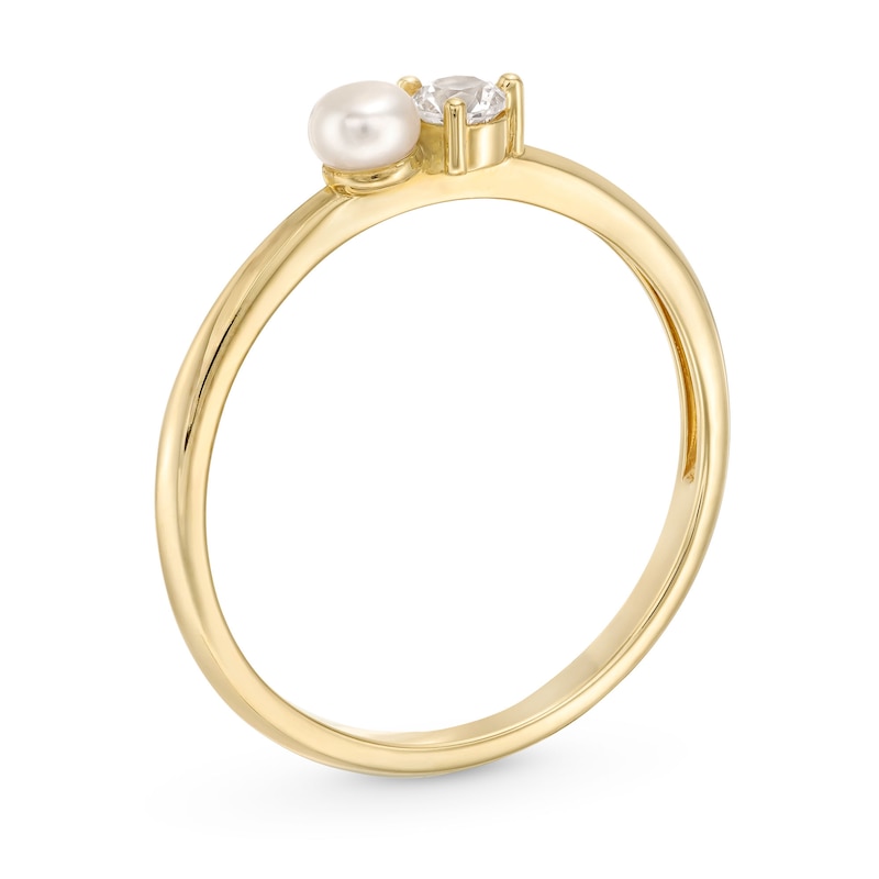 Main Image 3 of Freshwater Cultured Pearl and 1/10 CT. T.W. Diamond Toi et Moi Ring in 10K Gold