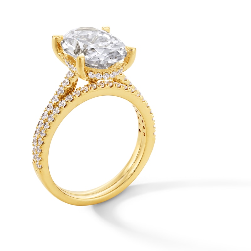 Main Image 3 of 5-5/8 CT. T.W. Oval Certified Lab-Created Diamond Bridal Set in 14K Gold (F/VS2)