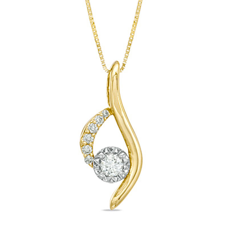 Previously Owned - Sirena™ 1/8 CT. T.W. Diamond Illusion Pendant in 14K Gold