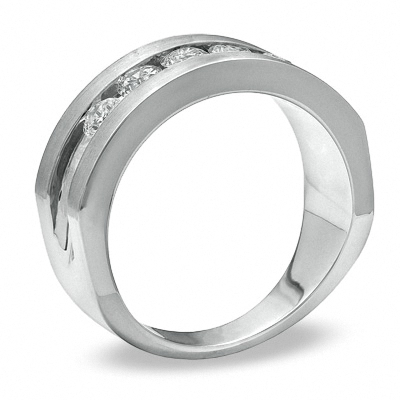 Main Image 2 of Previously Owned - Men's 1 CT. T.W. Diamond Five Stone Band in 14K White Gold