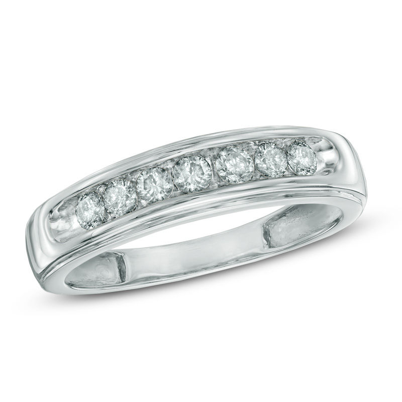 Previously Owned - Men's 1/2 CT. T.W. Diamond Comfort Fit Band in 10K White Gold