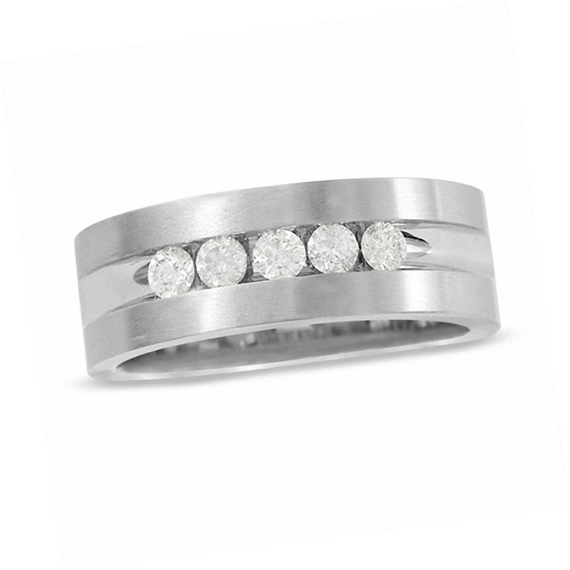 Main Image 1 of Previously Owned - Men's 1/2 CT. T.W. Diamond Five Stone Brushed Band in 14K White Gold