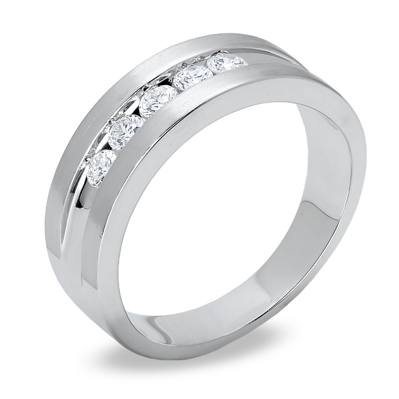 Main Image 2 of Previously Owned - Men's 1/2 CT. T.W. Diamond Five Stone Brushed Band in 14K White Gold