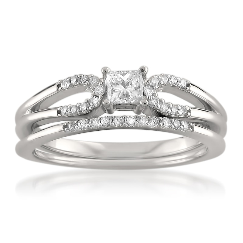 Previously Owned - 1/3 CT. T.W. Princess-Cut Diamond Split Shank Bridal Set in 14K White Gold