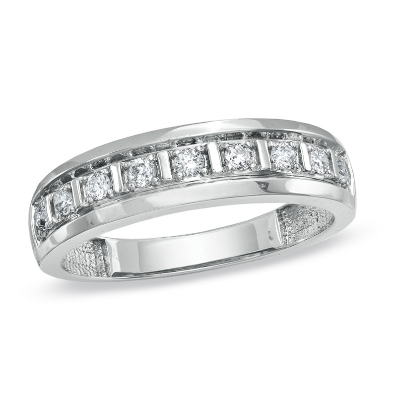 Main Image 1 of Previously Owned - Men's 1/3 CT. T.W. Diamond Wedding Band in 10K White Gold