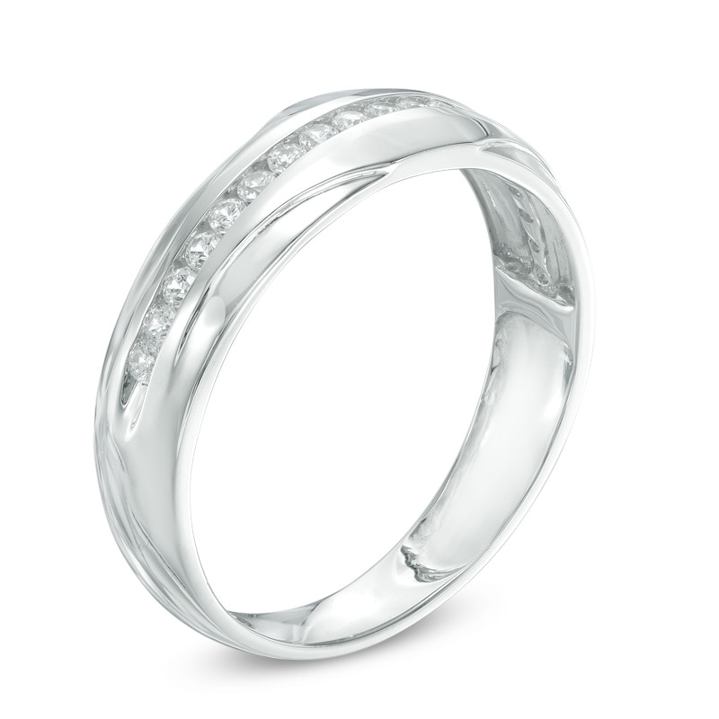 Previously Owned - Men's 1/3 CT. T.W. Diamond Wedding Band in 10K White Gold