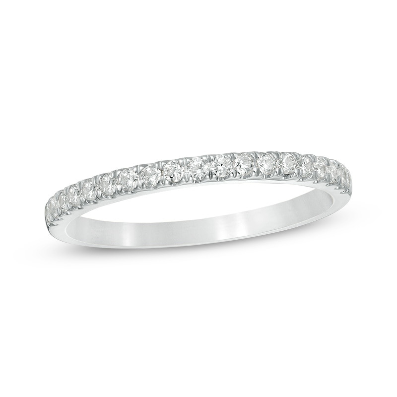 Previously Owned - 1/4 CT. T.W. Diamond Wedding Band in 10K White Gold