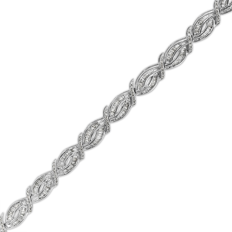 Previously Owned - 2 CT. T.W. Diamond Scallop Edge Bracelet in 10K White Gold – 7.25"